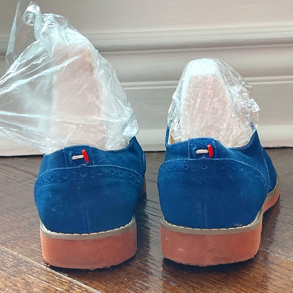 TOMMY HILFIGER Navy Blue Oxfords - Picture 5 of 13